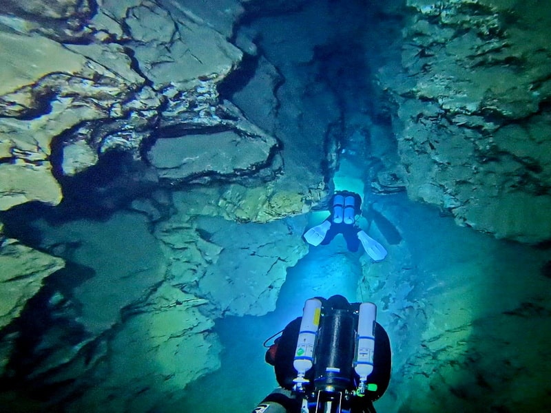 i.a.c. Molnar Janos Budapest Full-Cave-Training i.a.c. Molnar Janos Budapest Full-Cave-Training