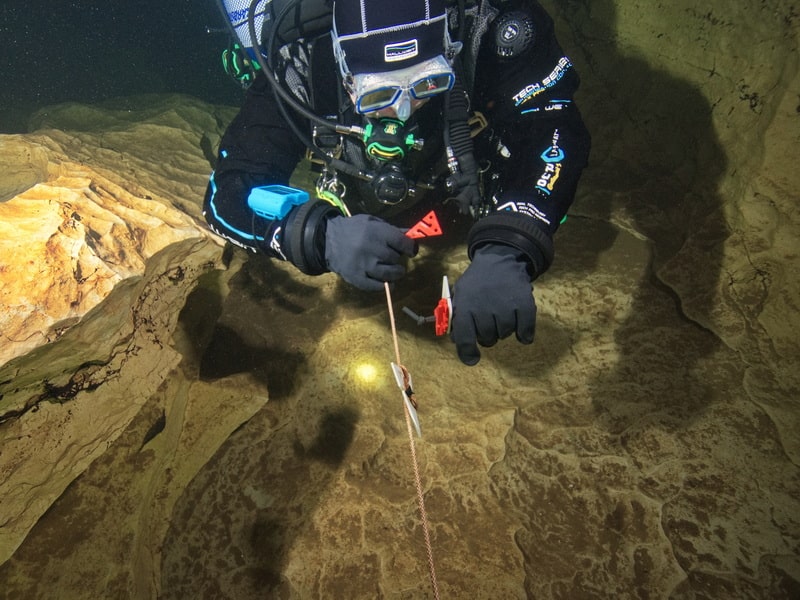 i.a.c. Cave-Diving Cabouy Lot Frankreich i.a.c. Cave-Diving Cabouy Lot Frankreich